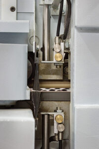Przykład montażu systemu RIEPE natryskiwania środka antyadhezyjnego w kabinie.